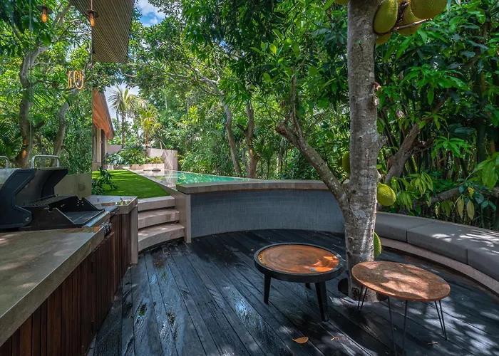 House Terra - 5br Tropical Pool In Pererenan