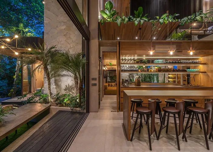 Villa House Terra - 5br Tropical Pool In Pererenan *