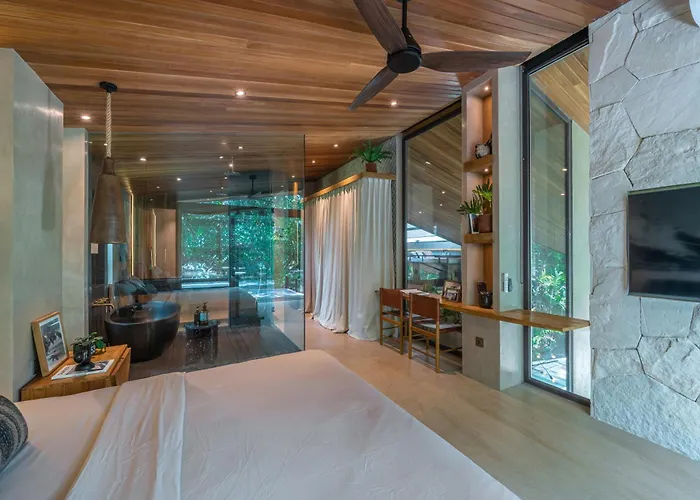 House Terra - 5br Tropical Pool In Pererenan Villa Canggu (Bali)